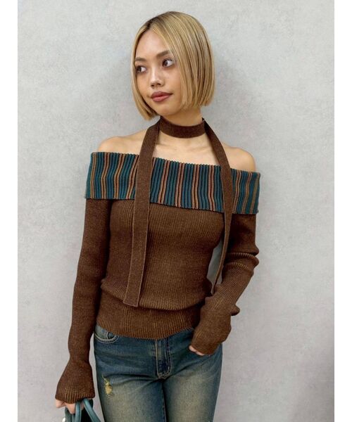 EVRIS（エヴリス）の「チョーカーSETオフショルニットトップス（ニット/セーター・レディース・グレー/レッド/ブラウン・FREE）」の11枚目の写真