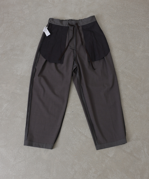 JOURNAL STANDARD LUXE（ジャーナルスタンダード　ラックス）の「TWツイル タックパンツ（その他パンツ・レディース・ブラウン/チャコールグレー・FREE）」の20枚目の写真