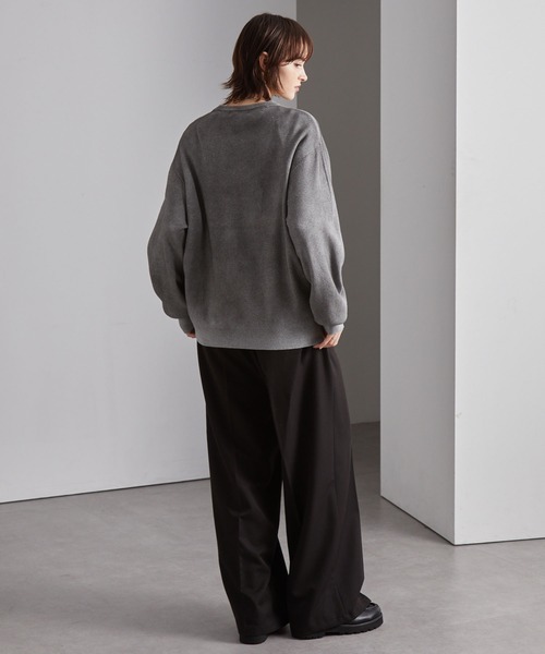 MONO-MART（モノマート）の「ヴィンテージスプレー加工 グラデーションオーバーサイズクルーネックニット（ニット/セーター・メンズ・ネイビー/チェリーレッド/ブラウン/グレー/ブラック・S/L/M）」の9枚目の写真