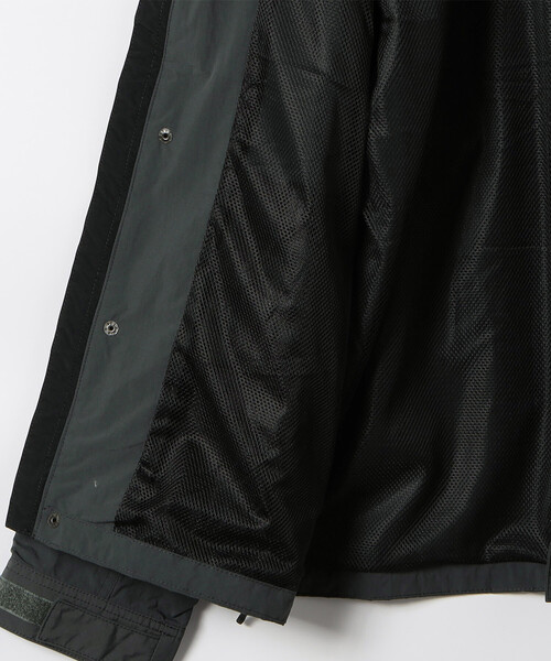 FREAK'S STORE（フリークスストア）の「限定展開 THE NORTH FACE/ザ・ノース・フェイス ハイドレナウィンドジャケット / NP22550（ナイロンジャケット・メンズ・ブラック/ダークグレー・MEDIUM/LARGE/X-LARGE）」の16枚目の写真