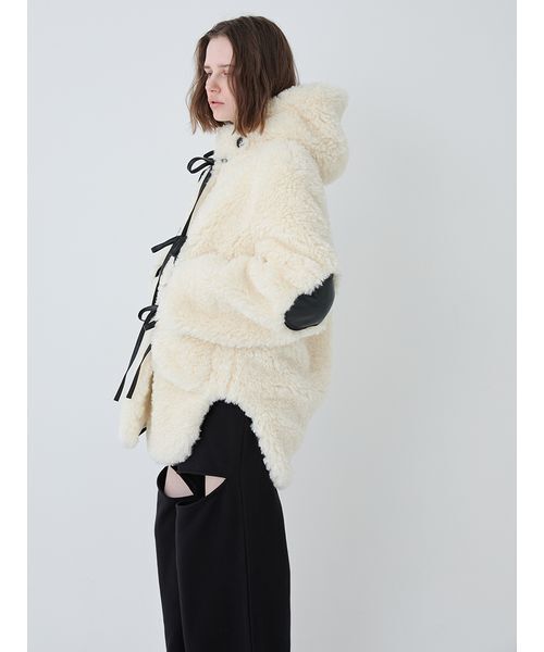 SORIN（ソリン　）の「Synthetic Fur Lace-up Duffle Coat/シンセティックファー レースアップダッフルコート（その他アウター・レディース・ブラック/オフホワイト・38）」の13枚目の写真