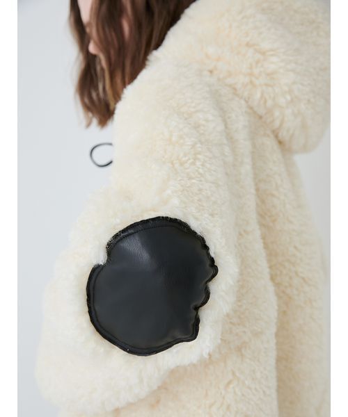 SORIN（ソリン　）の「Synthetic Fur Lace-up Duffle Coat/シンセティックファー レースアップダッフルコート（その他アウター・レディース・ブラック/オフホワイト・38）」の19枚目の写真