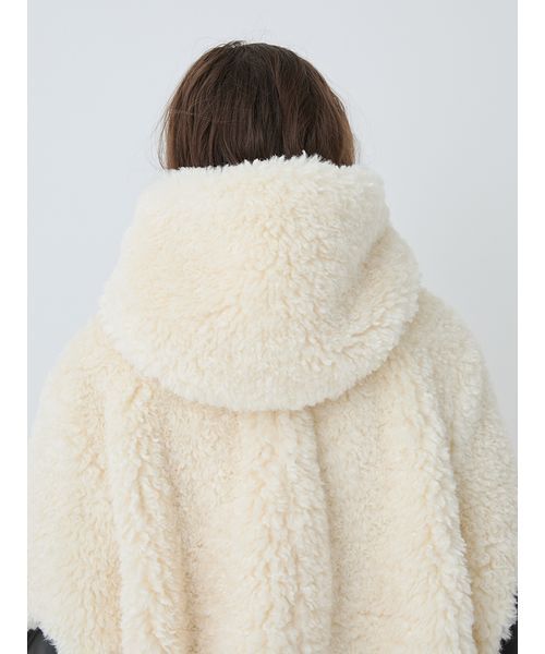 SORIN（ソリン　）の「Synthetic Fur Lace-up Duffle Coat/シンセティックファー レースアップダッフルコート（その他アウター・レディース・ブラック/オフホワイト・38）」の21枚目の写真