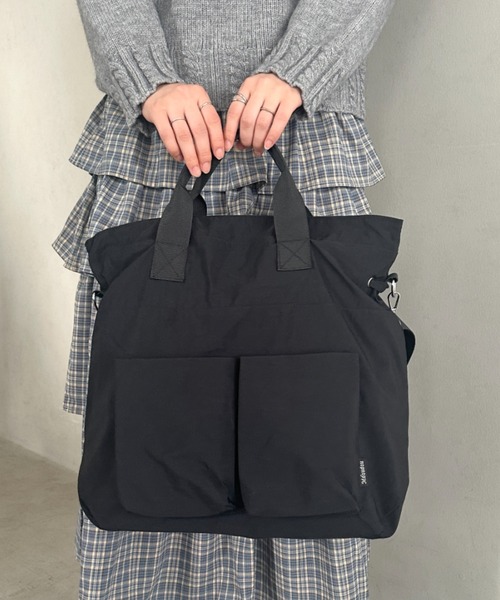 セール】【A4収納可能】ナイロン軽量多ポケット2WAYショルダーバッグ