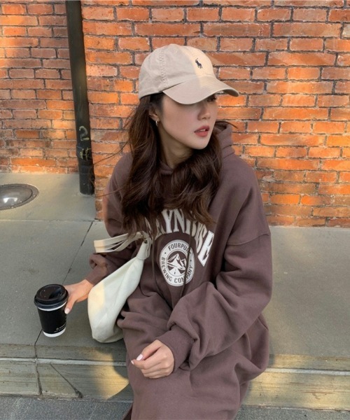 Ritzy（リッツィー）の「ロゴプリント フード付き裏起毛ワンピース（ワンピース・レディース・モカ/ネイビー/グレー・FREE）」の14枚目の写真