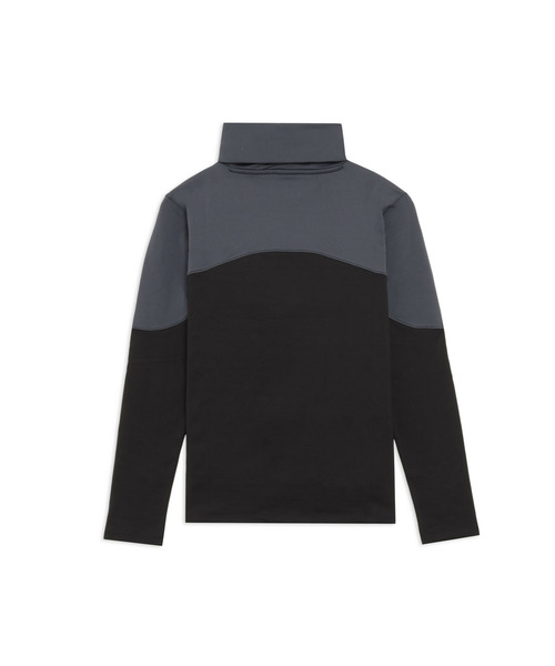 PUMA(プーマ)の「PUMA プーマ メンズ サッカー INDIVIDUAL WINTERIZED 長袖 シャツ(スウェット・メンズ・ブラック・SMALL/LARGE/MEDIUM/XX-LARGE/X-LARGE)」の2枚目の写真