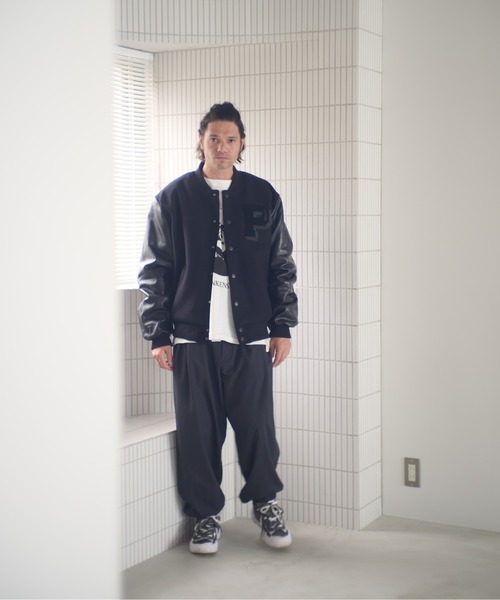 ADAM PATEK(アダムパテック)の「ADAMPATEK/leather sleeves varsity jacket/袖レザースタジャン(スタジャン・メンズ・ブラック×ホワイト/ブラック×ブラック・1/2)」の17枚目の写真