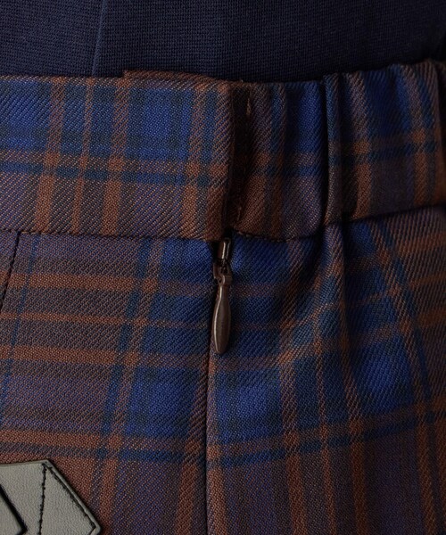 DECOY SINCE 1981（デコイシンスイチキュウハチイチ）の「タータンチェックスカート【ウエストゴム】（スカート・レディース・ネイビー/ブラウン・64/67/70）」の17枚目の写真