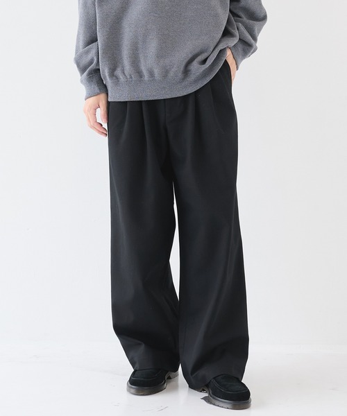 markaware(マーカウェア)の「【markaware/marka】別注 TRIPLE PLEATED EASY TROUSERS(その他パンツ・メンズ・ブラック/ダークグリーン・1/2)」の21枚目の写真