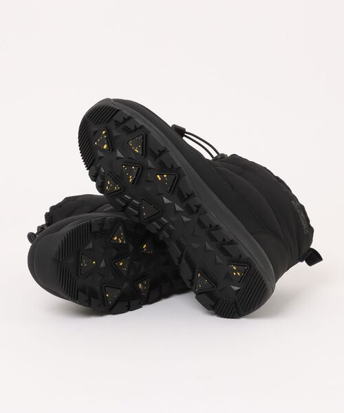 WILD THINGS（ワイルドシングス）の「WILD THINGS ワイルドシングス レディース ウィンターブーツ【防水/滑りにくい/ガラス繊維配合ソール/熱反射保温/幅広3E】防寒 250002（ブーツ・レディース・ブラック×ブラック/ベージュ・23.0cm/24.0cm/25.0cm）」の4枚目の写真