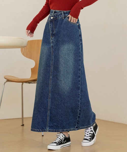 DAY CLOSET(デイ クローゼット)の「斜めクロスデザインでウエスト綺麗魅せ。マキシ丈デニムナロースカート レディース(デニムスカート・レディース・ライトブルー/インディゴブルー・L/M)」の13枚目の写真