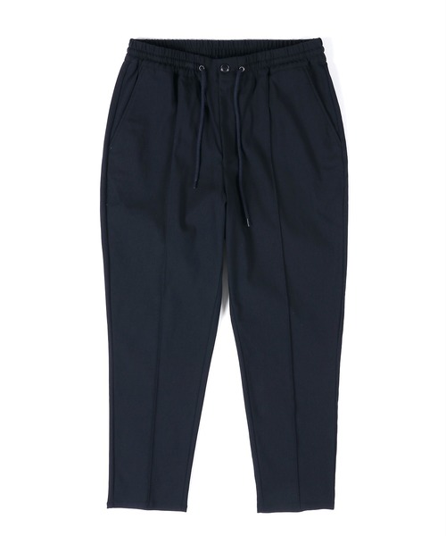 The DUFFER of ST.GEORGE（ザダファーオブセントジョージ）の「【WEB限定アイテム】「GUM STRETCH」CENTER CREASE TAPERED PANTS：超伸縮「ガムストレッチ」センタークリース ピンタック テーパードパンツ（チノパンツ・メンズ・ネイビー/ブラック/グレイッシュベージュ/チャコールグレー・MEDIUM/SMALL/X-LARGE/LARGE）」の18枚目の写真