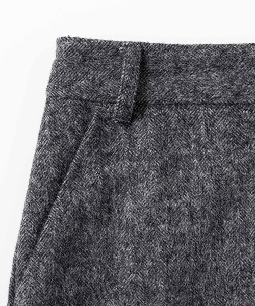 AJUGA.（アジュガ）の「ヘリンボーンウールツイードワイドパンツ（その他パンツ・レディース・キャメル/グレー・S/M）」の9枚目の写真