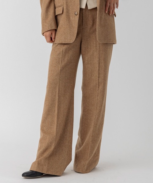 AJUGA.（アジュガ）の「ヘリンボーンウールツイードワイドパンツ（その他パンツ・レディース・キャメル/グレー・S/M）」の19枚目の写真