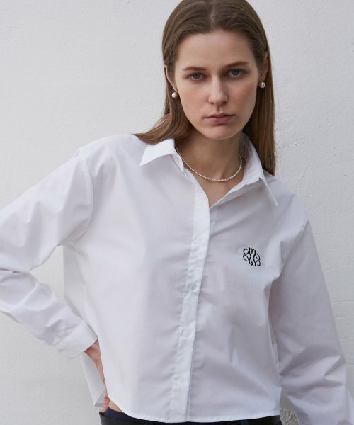 NICK&NICOLE(ニックアンドニコール)の「NICOLE MINIMAL SEMI CROP SHIRT_WHITE(シャツ/ブラウス・レディース・その他・FREE)」の3枚目の写真