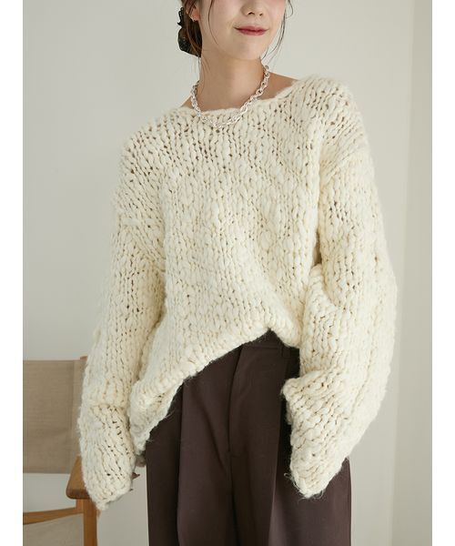 emmi(エミ)の「ウール混ハンドニットプルオーバー(ニット/セーター・レディース・ラベンダー/ネイビー/アイボリー・F)」の2枚目の写真