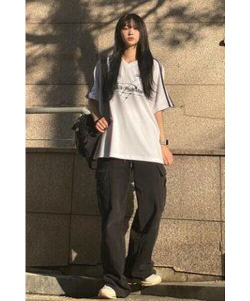 GAKKAI UNIONS(ガッカイユニオンズ)の「ルバート メンズ Vネック半袖Tシャツ ホワイト(Tシャツ/カットソー・レディース・その他・MEDIUM/LARGE)」の14枚目の写真