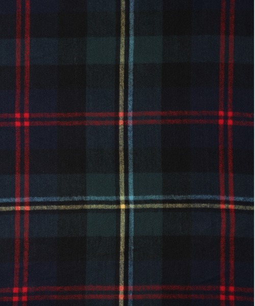 Right-on（ライトオン）の「【HONEYSUCKLE ROSE】チェック柄 大判ストール (軽量/柔らか素材/トレンドチェック/防寒/多用途)（マフラー・レディース・ブルー/レッド/ネイビー/ベージュ・ONE SIZE）」の12枚目の写真