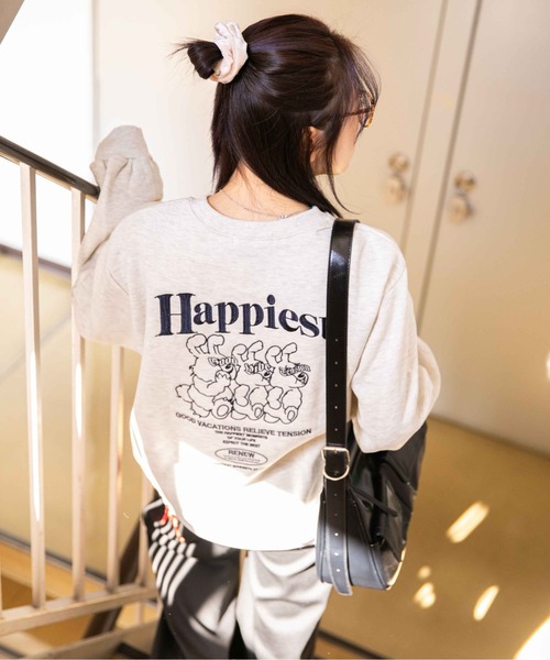 GORGE(ゴージ)の「《バック刺繍×ラビットデザイン》レディース 裏起毛 スウェット トレーナー カジュアル 秋冬(スウェット・レディース・オートミール/ネイビー/ブラック/ピンク・F)」の4枚目の写真