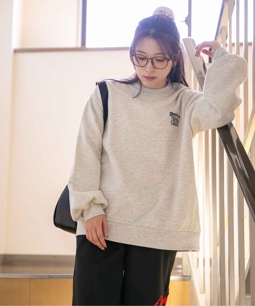 GORGE(ゴージ)の「《バック刺繍×ラビットデザイン》レディース 裏起毛 スウェット トレーナー カジュアル 秋冬(スウェット・レディース・オートミール/ネイビー/ブラック/ピンク・F)」の13枚目の写真