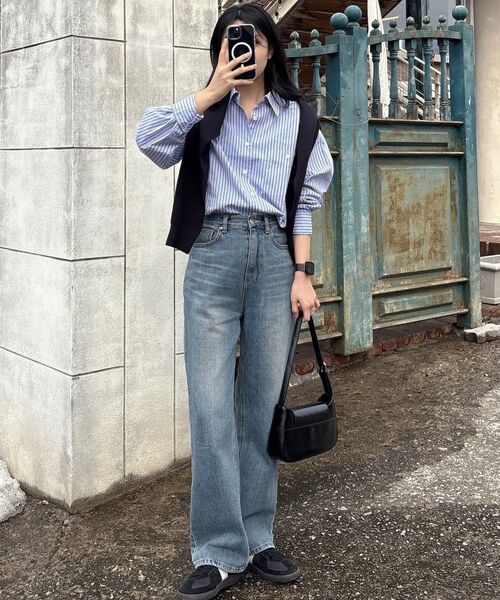 VANONE ATELIER(バノンアトリエ)の「A3514 マルチストライプシャツ_クラウディブルー(シャツ/ブラウス・レディース・グレー・FREE)」の3枚目の写真