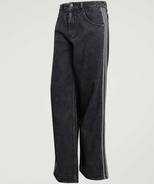 adidas(アディダス)の「adidas FIREBIRD ADICOLOR DENIM PANTS / アディダス ファイヤーバード アディカラー デニム パンツ(デニムパンツ・メンズ・ブラック・30inch/28inch/36inch/34inch/32inch)」の2枚目の写真