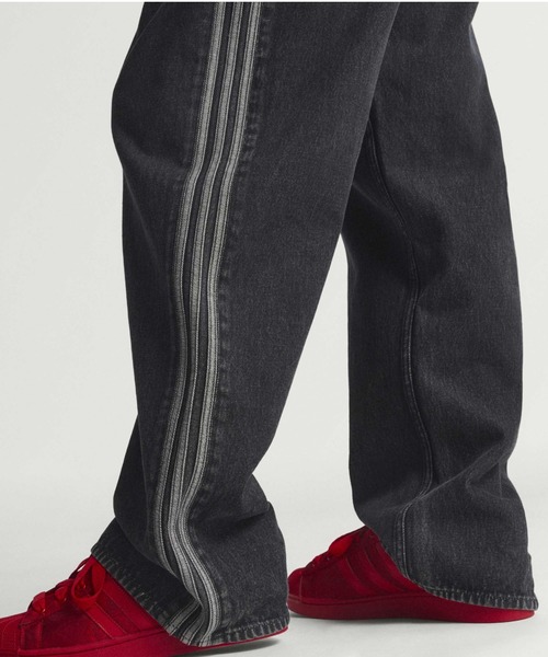 adidas(アディダス)の「adidas FIREBIRD ADICOLOR DENIM PANTS / アディダス ファイヤーバード アディカラー デニム パンツ(デニムパンツ・メンズ・ブラック・30inch/28inch/36inch/34inch/32inch)」の11枚目の写真