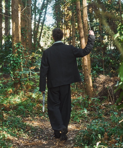 CASPER JOHN(キャスパージョン)の「Compact tailored jacket/コンパクトテーラードジャケット(テーラードジャケット・メンズ・ブラック系/ブラック・LARGE/MEDIUM/SMALL/X-SMALL)」の22枚目の写真