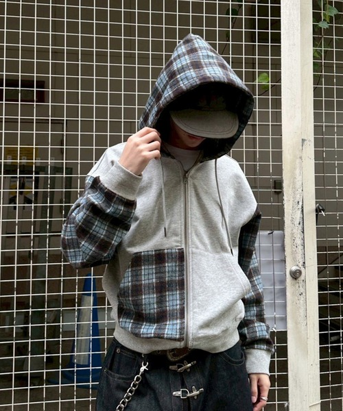 kutir(クティール)の「ASSORTED DOCKING ZIP PARKA/アソートドッキングジップパーカー(パーカー・メンズ・ブラック/杢グレー/ブラック系・MEDIUM/LARGE)」の3枚目の写真