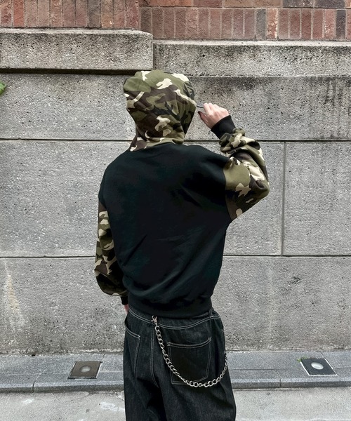 kutir(クティール)の「ASSORTED DOCKING ZIP PARKA/アソートドッキングジップパーカー(パーカー・メンズ・ブラック/杢グレー/ブラック系・MEDIUM/LARGE)」の10枚目の写真