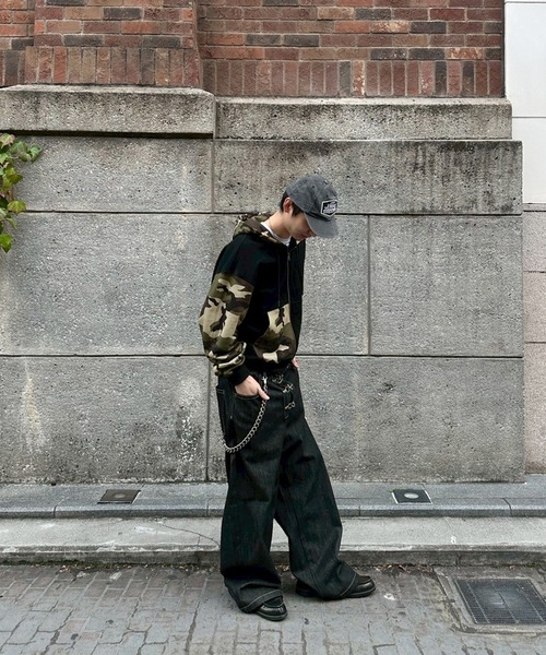 kutir(クティール)の「ASSORTED DOCKING ZIP PARKA/アソートドッキングジップパーカー(パーカー・メンズ・ブラック/杢グレー/ブラック系・MEDIUM/LARGE)」の5枚目の写真