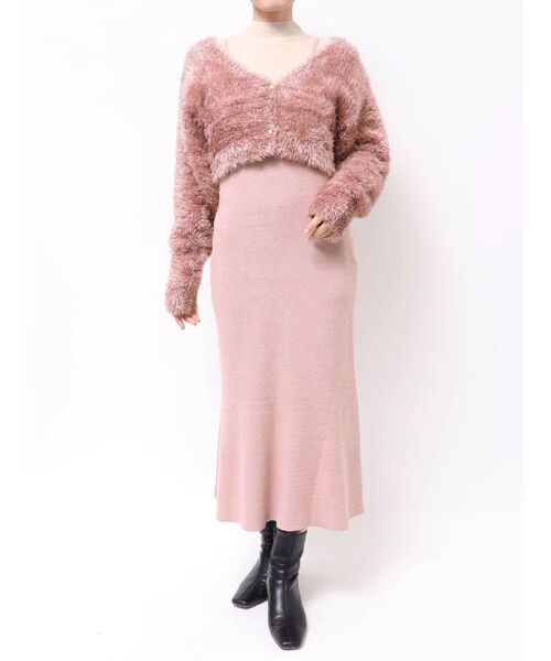 LAGUNAMOON（ラグナムーン）の「ラメフェザーカーデセットニットワンピース（ワンピース・レディース・ピンク/ブラック・SMALL/MEDIUM）」の4枚目の写真