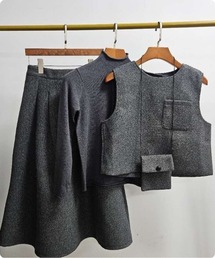 I.O.E（アイオイ）の「【韓国トレンド】冬映えレイヤード4点セット（サロペット/オーバーオール・レディース）」