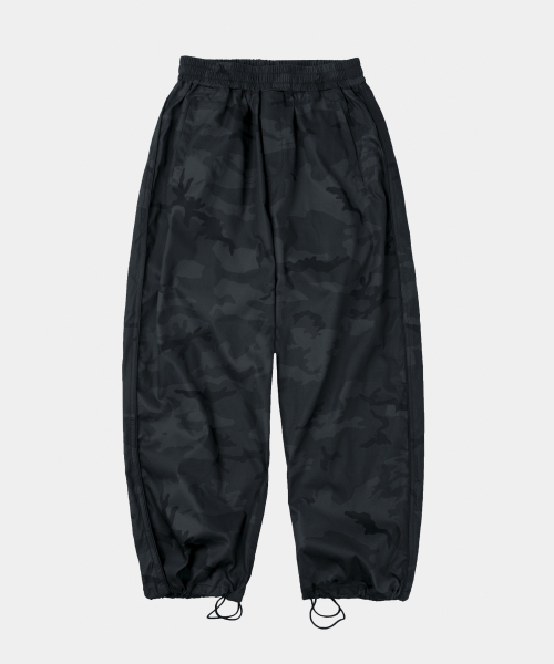 LETTERCOMO(レテルコモ)の「シェルウィンドカモワイドトラックパンツブラック(その他パンツ・レディース・その他・MEDIUM/LARGE/SMALL)」の2枚目の写真