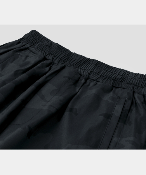 LETTERCOMO(レテルコモ)の「シェルウィンドカモワイドトラックパンツブラック(その他パンツ・レディース・その他・MEDIUM/LARGE/SMALL)」の4枚目の写真