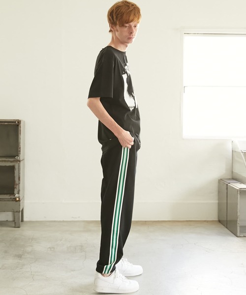 BOY LONDON(ボーイロンドン)の「【BOY LONDON】BOY RIB TRACK PANTS BLACK(その他パンツ・メンズ・ブラック・MEDIUM/LARGE/X-LARGE)」の1枚目の写真
