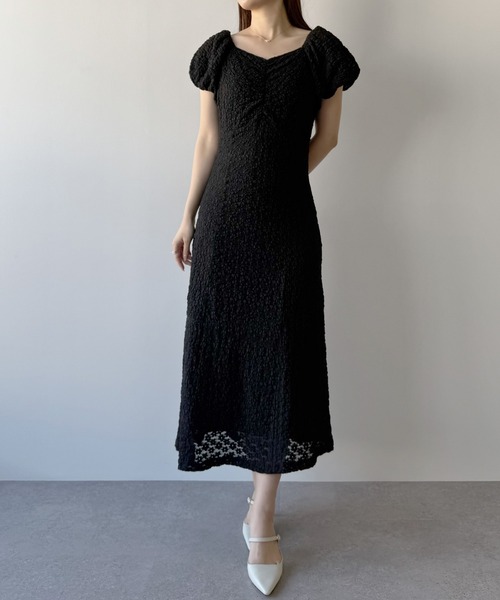 mipiarl(ミピアール)の「カットレースパフスリーブワンピース(ワンピース・レディース・アイボリー/ブラック・LARGE/MEDIUM/SMALL)」の11枚目の写真