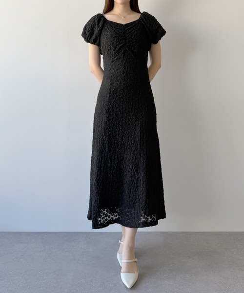 mipiarl(ミピアール)の「カットレースパフスリーブワンピース(ワンピース・レディース・アイボリー/ブラック・LARGE/MEDIUM/SMALL)」の12枚目の写真