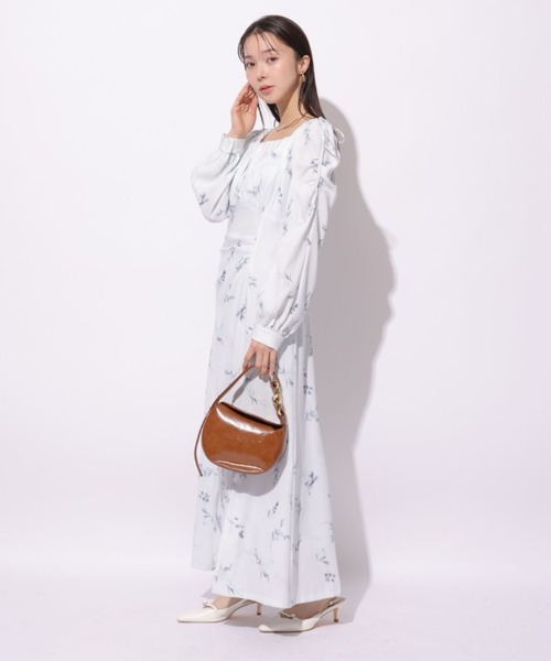 Mystrada（マイストラーダ）の「ヘイズフローラワンピース（ワンピース・レディース・ピンクベージュ/ライトブルー・38/36）」の2枚目の写真