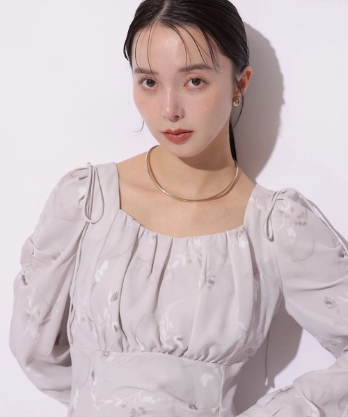 Mystrada（マイストラーダ）の「ヘイズフローラワンピース（ワンピース・レディース・ピンクベージュ/ライトブルー・38/36）」の11枚目の写真