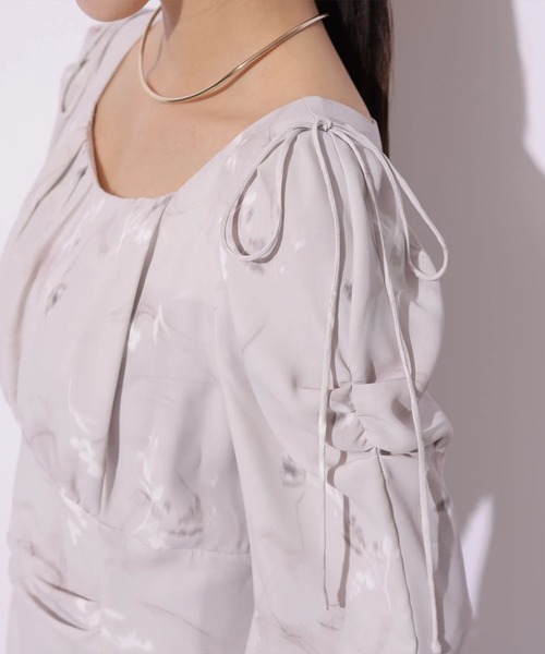 Mystrada（マイストラーダ）の「ヘイズフローラワンピース（ワンピース・レディース・ピンクベージュ/ライトブルー・38/36）」の12枚目の写真