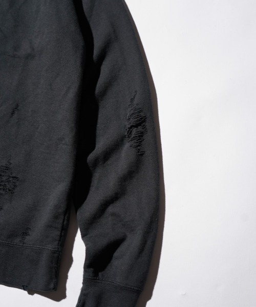 THRIFTY LOOK(スリフティールック)の「THRIFTY LOOK / スリフティールック WORN-OUT RAGLAN CREW SWEAT ダメージ加工 ラグランスリーブ クルーネックスウェット(スウェット・メンズ・ブラック/ブラウン系/ヘザーグレー・MEDIUM/LARGE/X-LARGE)」の11枚目の写真