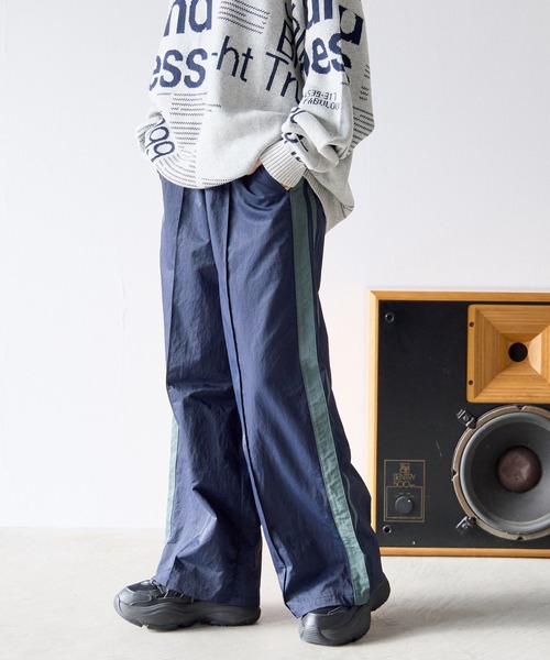 PBLIM（ページボーイリム）の「《UNISEX》トラックパンツ（スウェットパンツ・レディース・ブラック/イエロー/ネイビー・LARGE/MEDIUM）」の13枚目の写真