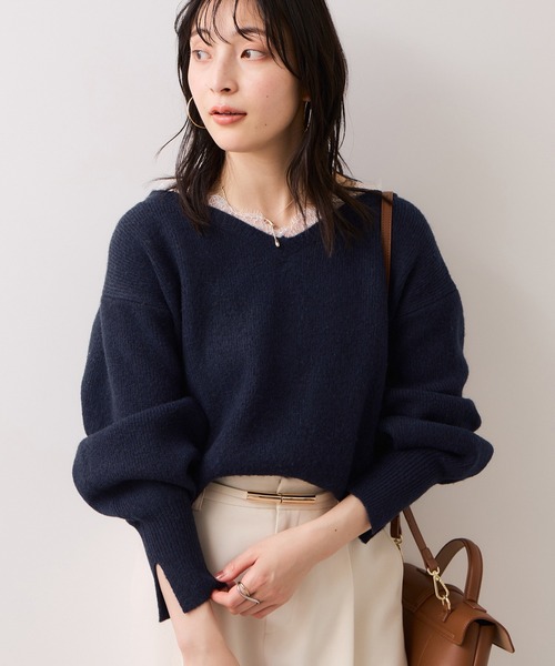 VIS（ビス）の「Vネックレースニットプルオーバー（ニット/セーター・レディース・キナリ/ネイビー/グレー・FREE）」の4枚目の写真
