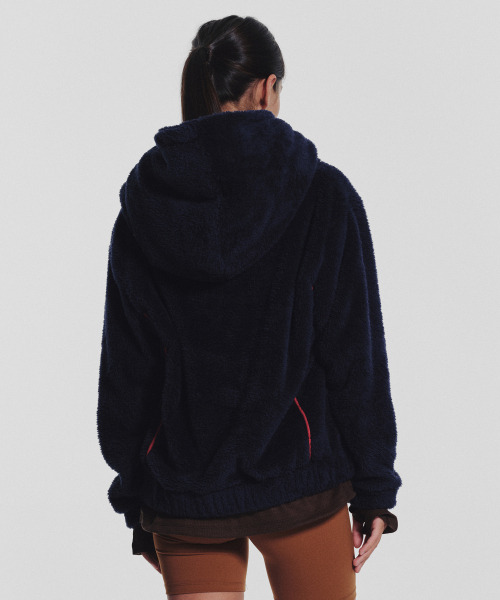 MENASOO(ミナス)の「Pogme Fleece String Hoodie_Navy(パーカー・レディース・ネイビー・F)」の3枚目の写真