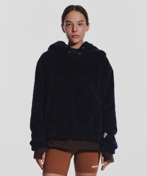 MENASOO(ミナス)の「Pogme Fleece String Hoodie_Navy(パーカー・レディース・ネイビー・F)」の4枚目の写真