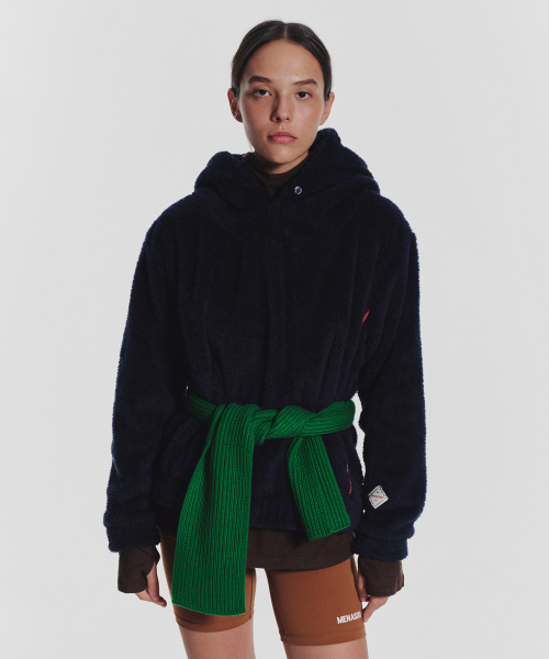 MENASOO(ミナス)の「Pogme Fleece String Hoodie_Navy(パーカー・レディース・ネイビー・F)」の5枚目の写真