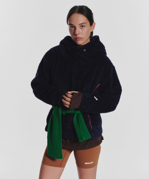 MENASOO(ミナス)の「Pogme Fleece String Hoodie_Navy(パーカー・レディース・ネイビー・F)」の6枚目の写真