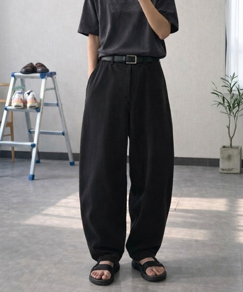 NILWAY(ニルウェイ)の「【セットアップ可】2WAY ワイドコクーンパンツ(スラックス・メンズ・ブラック/グレー/グレー系/ブラウン・MEDIUM/LARGE)」の1枚目の写真
