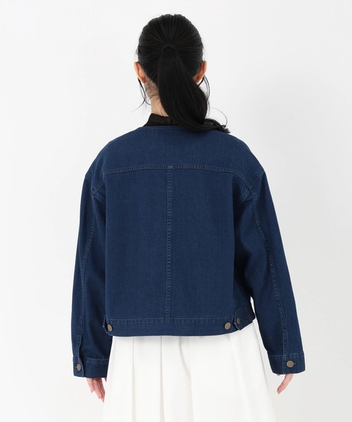 STRAWBERRY-FIELDS（ストロベリーフィールズ）の「アリコットストレッチ_ポケットディテールデニムジャケット（デニムジャケット・レディース・ブルー・2）」の4枚目の写真